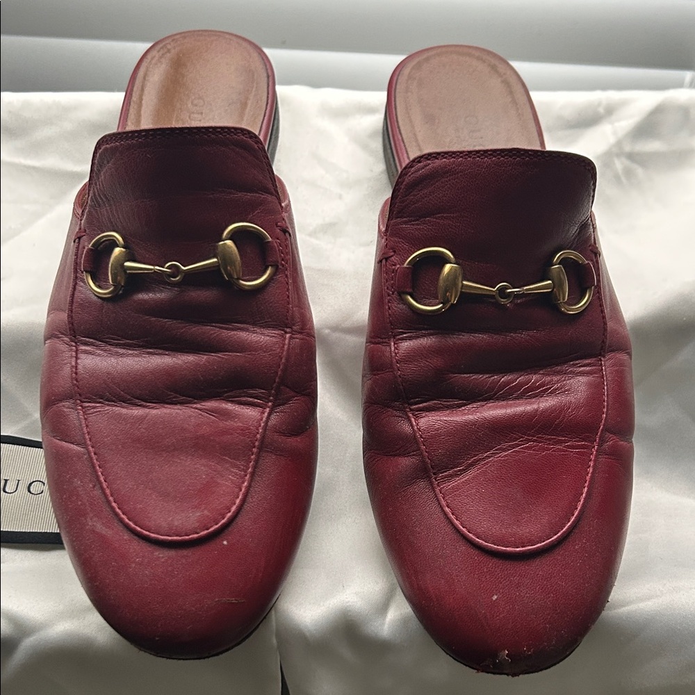 Gucci Women's Burgundy Leather Mules with Gold Accents size 36.5 AUTHENTIC